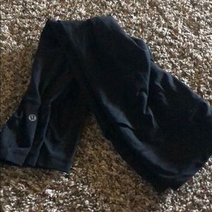 Lululemon black leggings